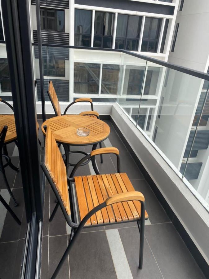 Eco Nest 3 Bedroom Duplex Apartment Nusajaya  Buitenkant foto